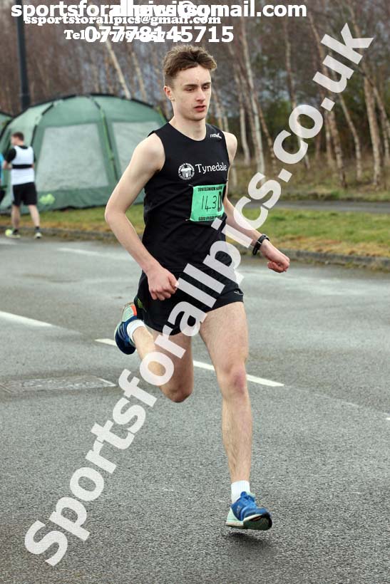 Senior mens Good Friday Elswick Harriers Relay, Newburn, Newcastle. Photo: David T. Hewitson/Sports for All Pics